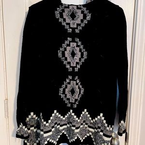 Boho Black and White Long Sleeve Sweater